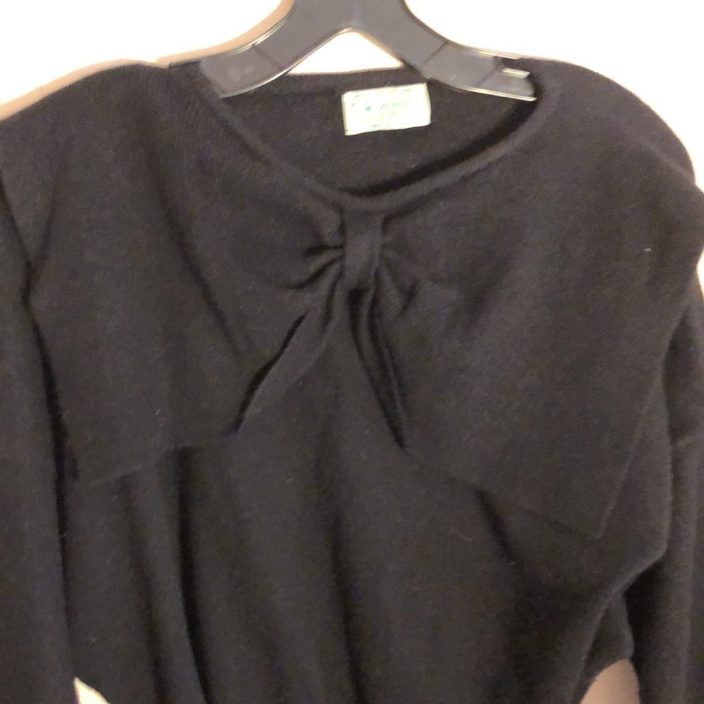 Sweater. - Picture 2 of 5
